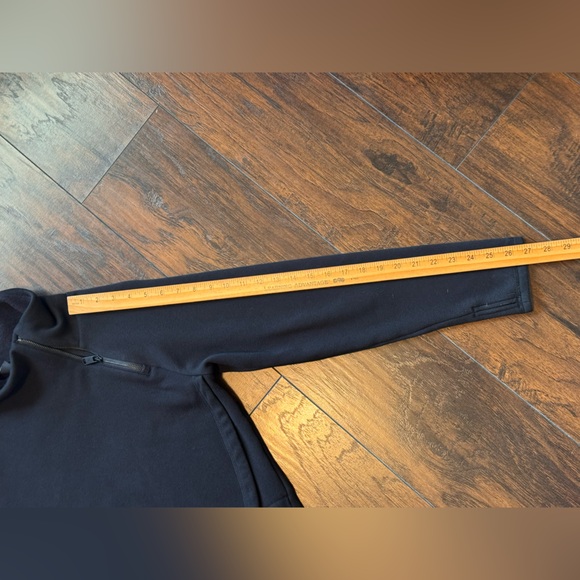 Athleta Cozy Karma Asymmetric Fleece Pullover Sweatshirt Sz Large Black 1/4 Zip - Picture 13 of 15